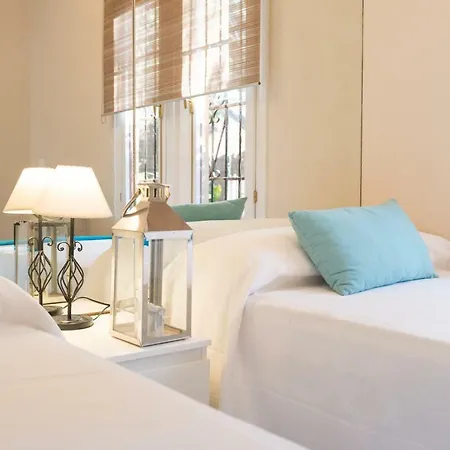 Entrepinares Apartment Malaga